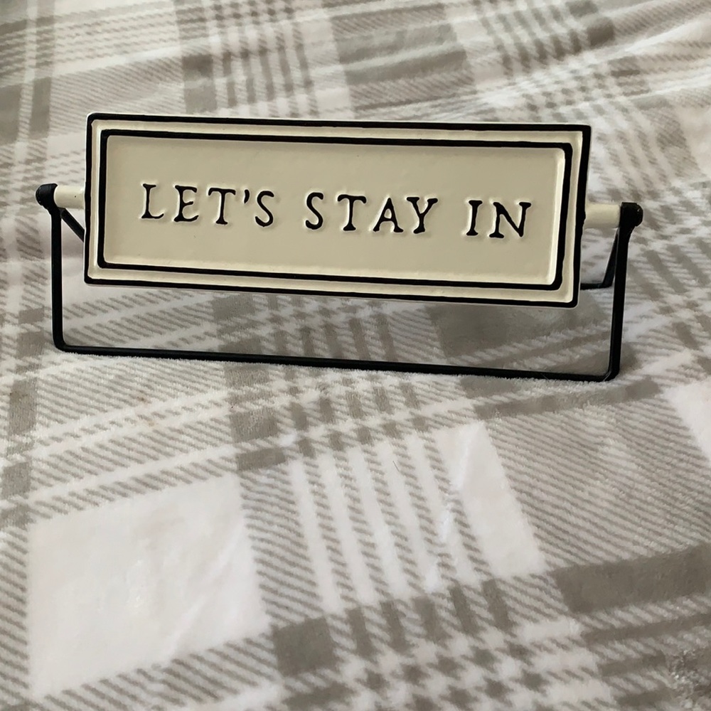 Hearth and hand let’s stay in sign